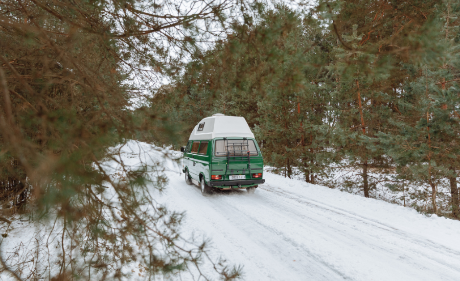 Disfruta del invierno en tu camper con estilo Convierte tu camper en un refugio cálido y acogedor