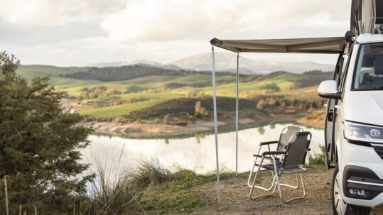 El mundo del camper está viviendo una revolución gracias a las innovaciones tecnológicas que están transformando la experiencia de viajar en camper.